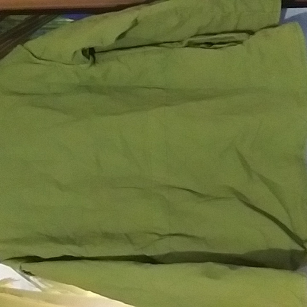 Universal Thread coat - Picture 6 of 15